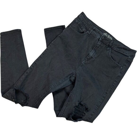 Wild Fable High Rise Ripped & Distressed Skinny Jeans in Black Size 8 - Picture 3 of 6